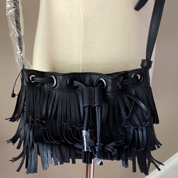Anthropologie Cassolini Black  Flutter Fringe Mini Bucket  Bag - Picture 4 of 7